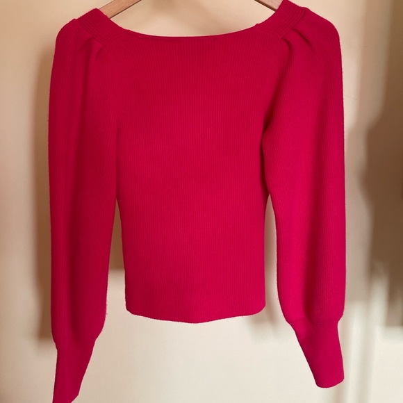 Pink long sleeve, scoop neck sweater - Picture 3 of 4